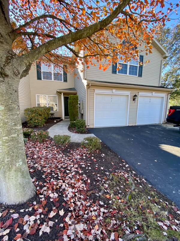 131 Oriole Ct, Hummelstown, PA 17036 Condo for Rent in Hummelstown