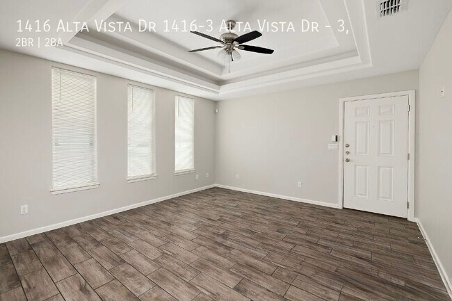 Foto del edificio - 1416 Alta Vista Dr