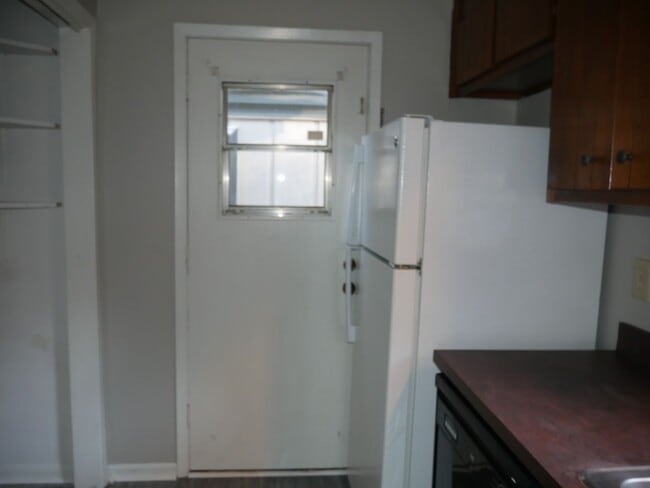 Building Photo - 3106SUND
