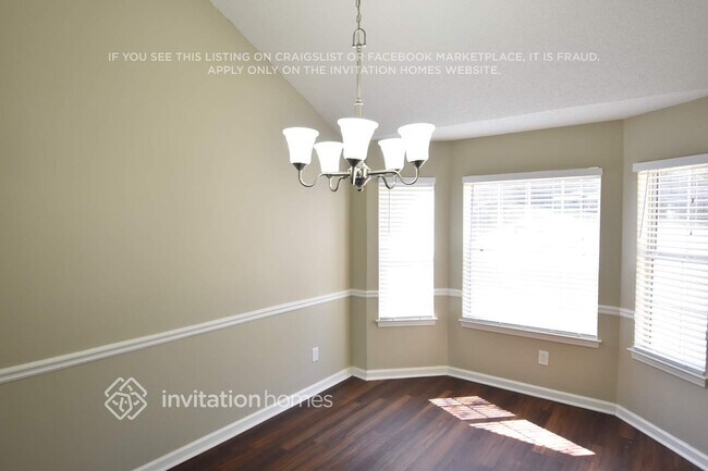 Building Photo - 4185 Soaring Dr