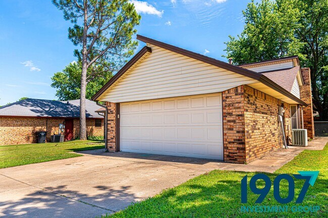 Building Photo - 1200 N Patterson Dr