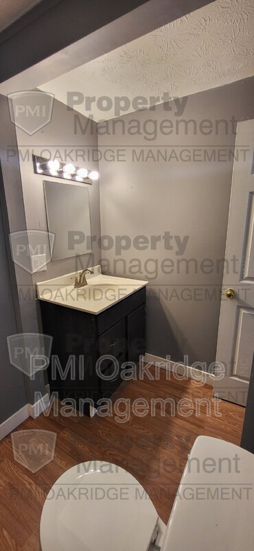 Foto del edificio - 3479 Waynesville Rd