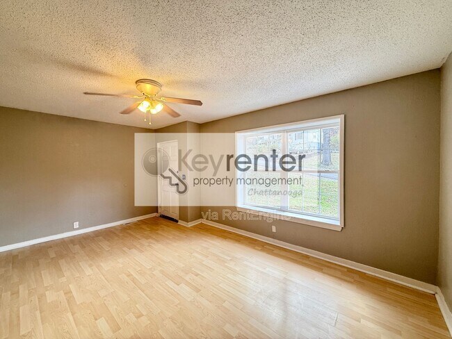 Foto del edificio - 5 Gaylord Dr