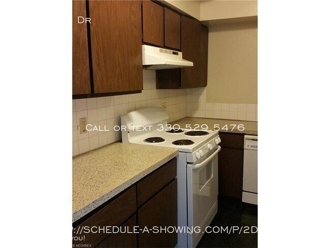 Building Photo - 1690 Karg Dr
