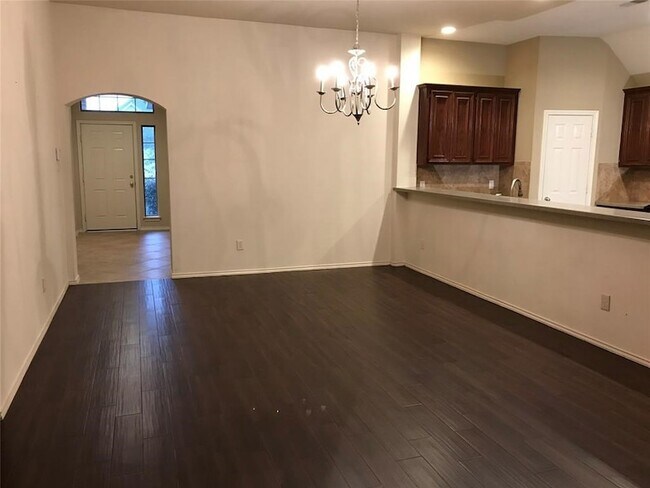 Building Photo - 12918 Leafy Shores Dr
