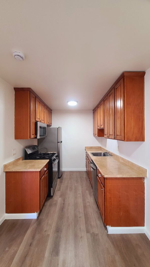 Foto del edificio - 4556 Ashcroft Ave