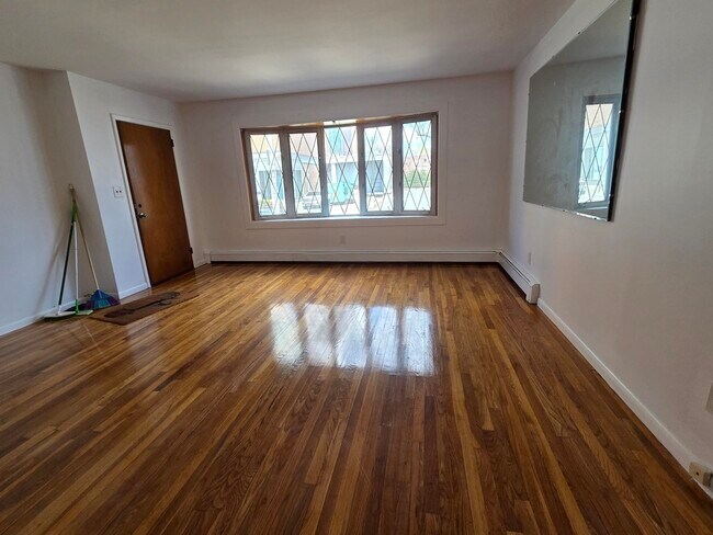 Foto del edificio - 777 Montgomery St