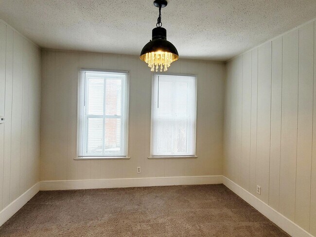 Foto del edificio - 958 Park St SW