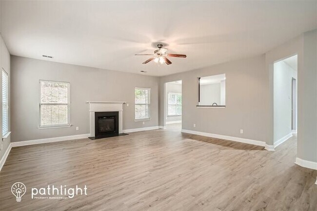 Building Photo - 5642 Walnut Mill Lane, Powder Springs, GA,...