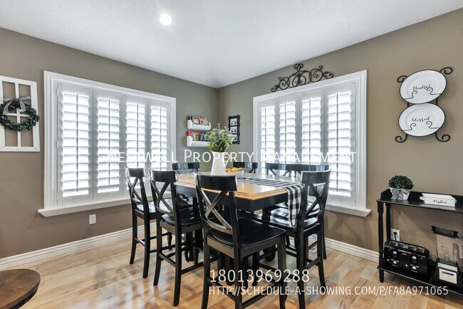 Building Photo - 6846 10430 N