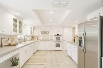 Building Photo - 2505 Comburg Castle Way