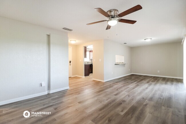 Building Photo - 3221 Sandspur Dr
