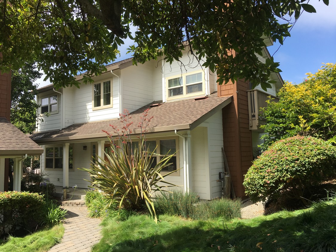 4466 W Walnut St, Soquel, CA 95073 House Rental in Soquel, CA