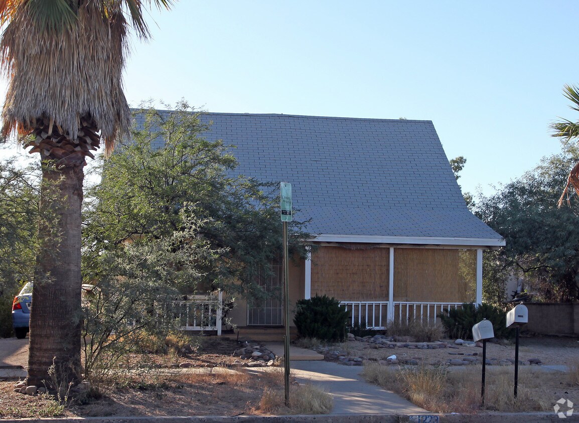 Building Photo - 1223 N 1st Ave
