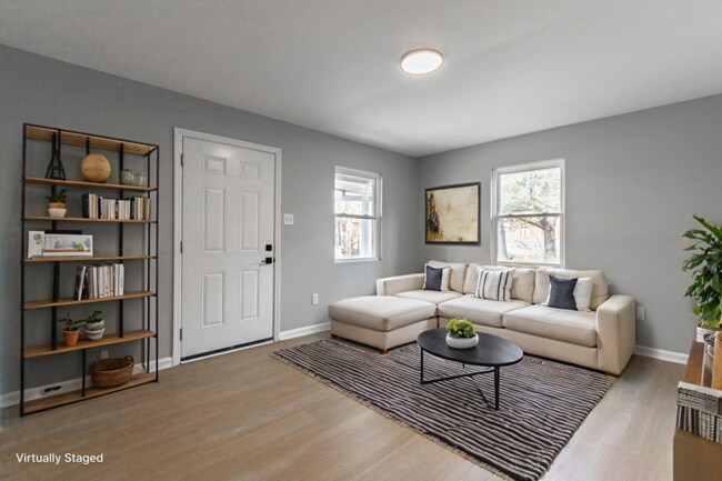 Foto del edificio - 3136 Spring Place Rd SE