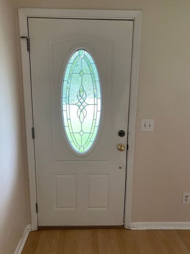 Photo - COMING SOON! 4Br, 2.5 baths, large kitchen, large bedrooms, fence, storage and more! N. College R... House