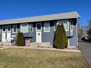 Building Photo - 2503 E Sharp Ave