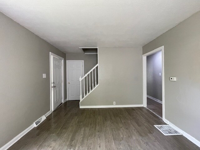 Foto del edificio - 1526 N Brookfield St