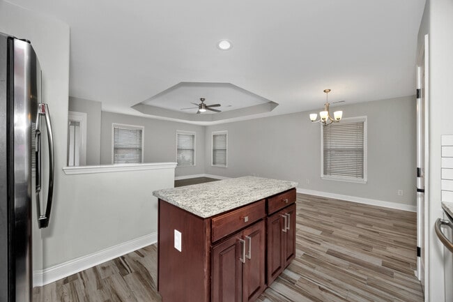 Building Photo - 318 Dovington Dr