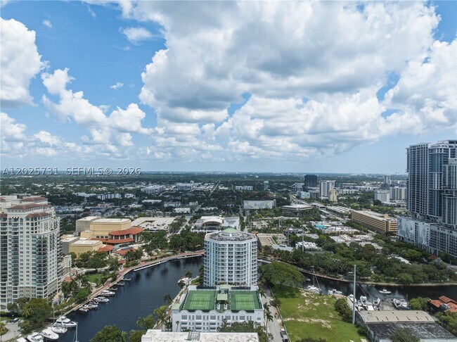 Foto del edificio - 401 SW 4th Ave