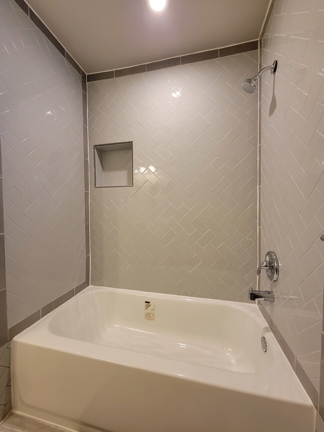 Building Photo - 2910 Wacos Dr