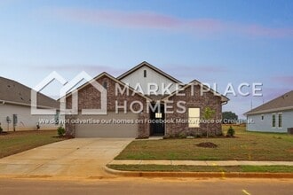 Building Photo - 313 McHenry Dr