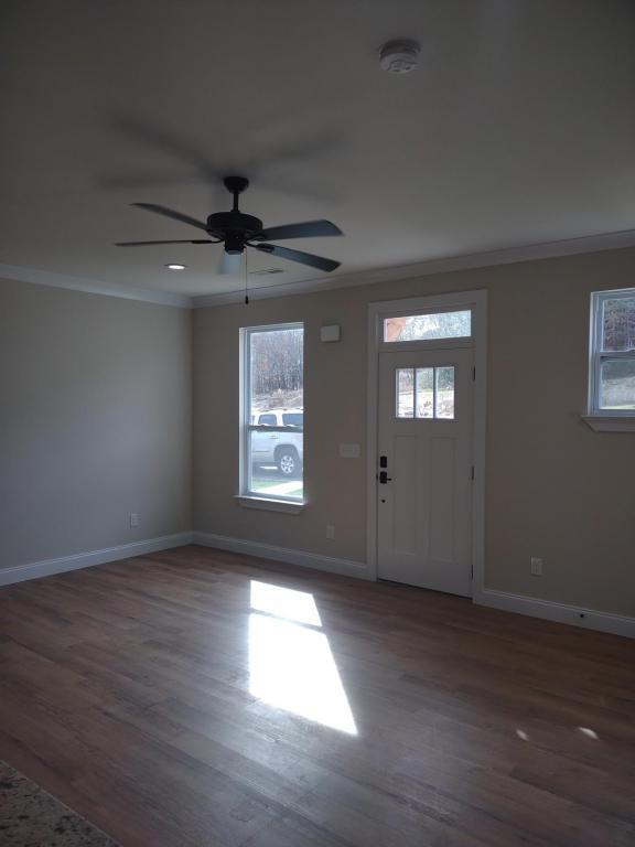 Foto del edificio - 1739 Young Rd SE