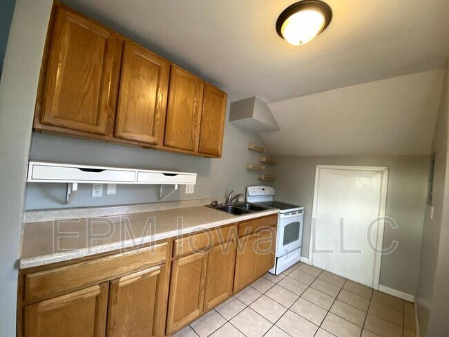 Foto del edificio - 1650 Ellis Blvd nw