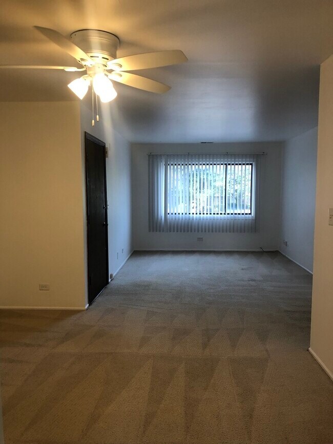 Foto del edificio - 319 E Rimini Ct