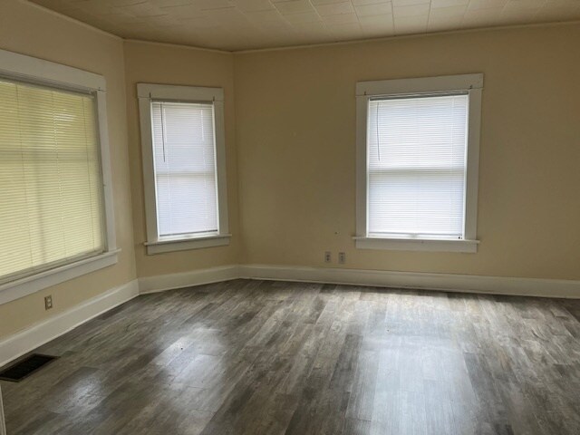 Foto del edificio - 532 Western Ave