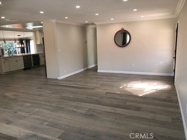 Foto del edificio - 2024 Angelcrest Dr