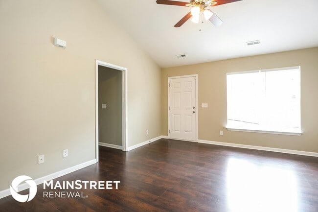 Building Photo - 604 Walnut Crossing Dr