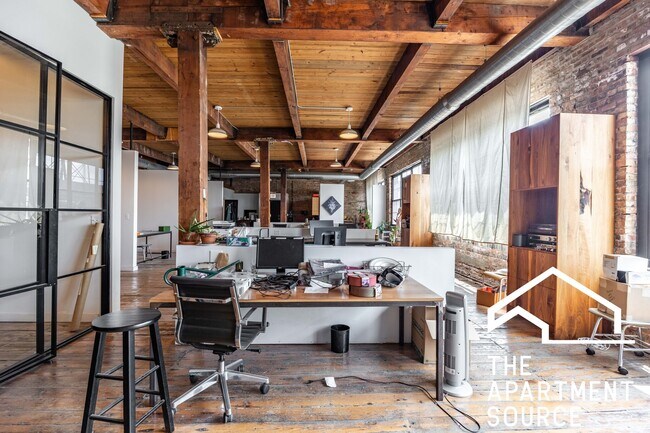 Foto del edificio - 3124 W Carroll Ave