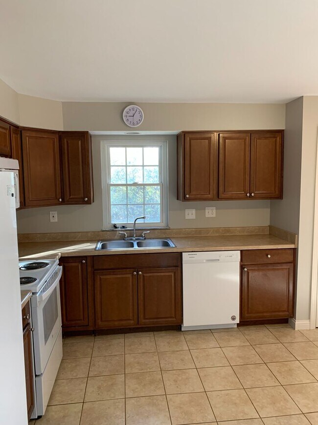Building Photo - Single Family Home for Rent in Villa Hills!