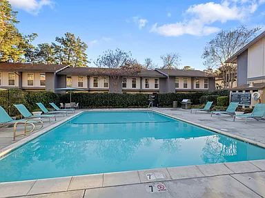 Foto del edificio - "Cozy 1-Bed Sanctuary in Prime Santa Clara Location!"