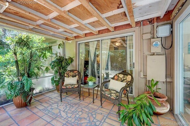 Foto del edificio - 2338 NE Patrician