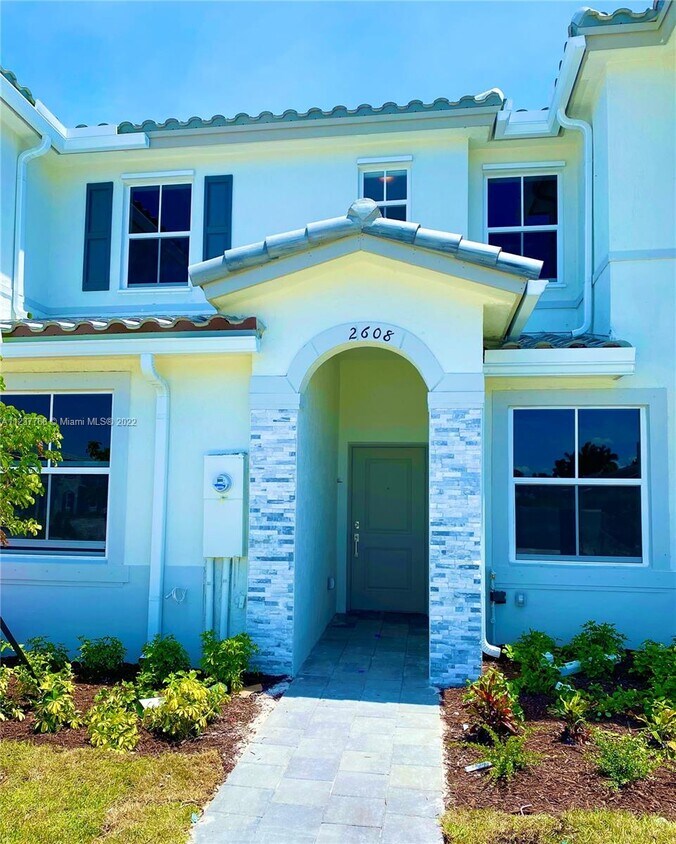 2608 SE 19th Ct, Homestead, FL 33035 Townhome Rentals in Homestead FL