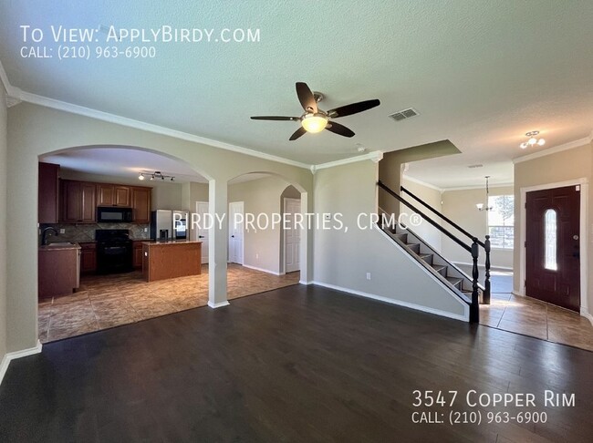 Building Photo - "Charming 4 Bed, 2.5 Bath Rental near Lack...