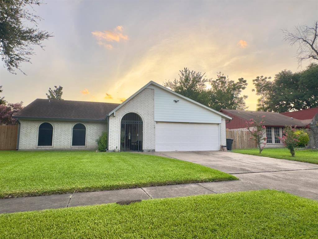 Foto principal - 10103 Lost Trail St