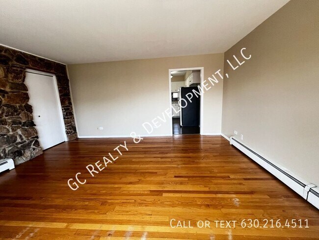 Foto del edificio - ***LA GRANGE PARK / SPACIOUS / 3 BDRM / 1....