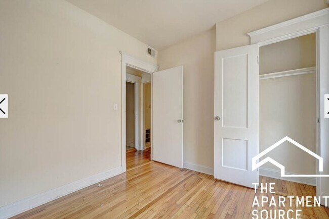 Foto del edificio - 1524 N Kedzie Ave