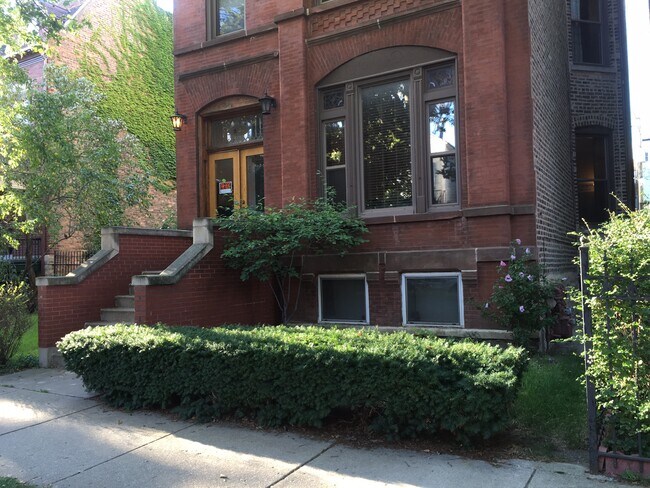 Foto del edificio - 822 W George St