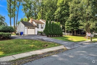 Building Photo - 3818 Gelding Ln