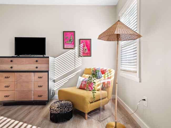 Foto del edificio - 5602 Tillman Ave