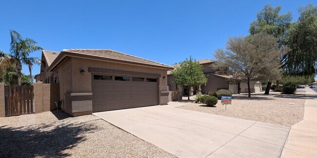 Building Photo - 3 Bedroom Home in the Ashley Heights Community Near E Ray Rd and S Recker Rd!