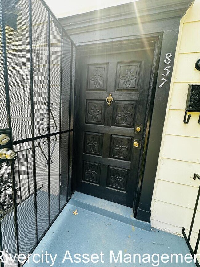 Building Photo - 857 Bowen Cir