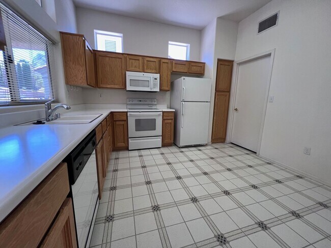 Foto del edificio - 55+ Sun City Summerlin Two Bedroom - Elko ...