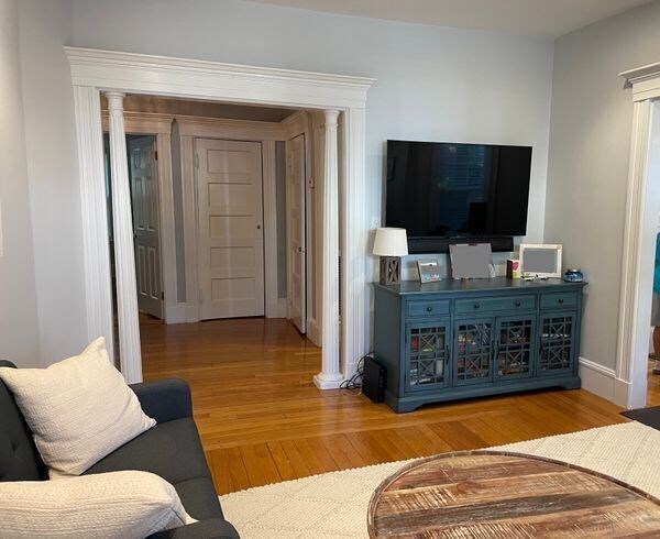 Building Photo - 134 Middlesex Rd