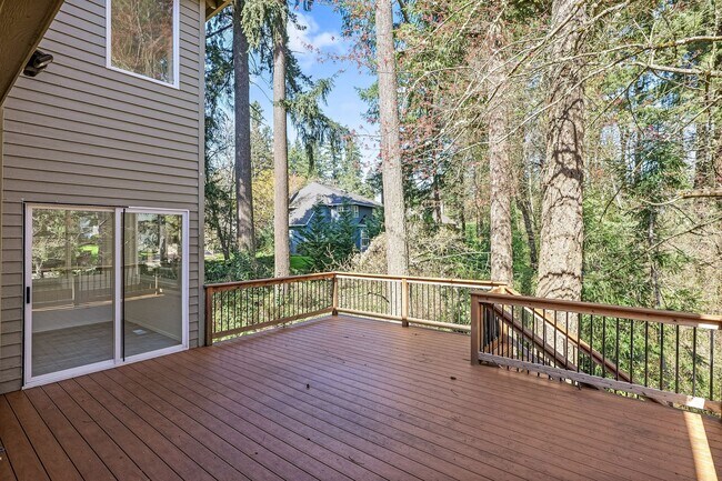 Foto del edificio - Elegant & Serene 3-Bedroom, 2 Bathroom Home Retreat in Desirable Arnold Creek