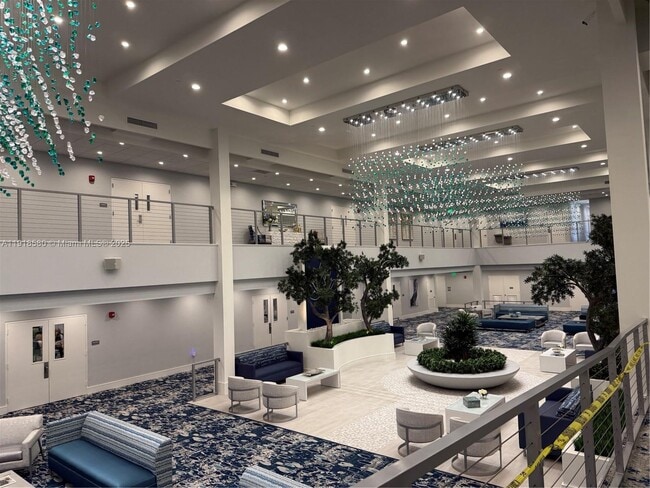 Foto del edificio - 7290 Kinghurst Dr